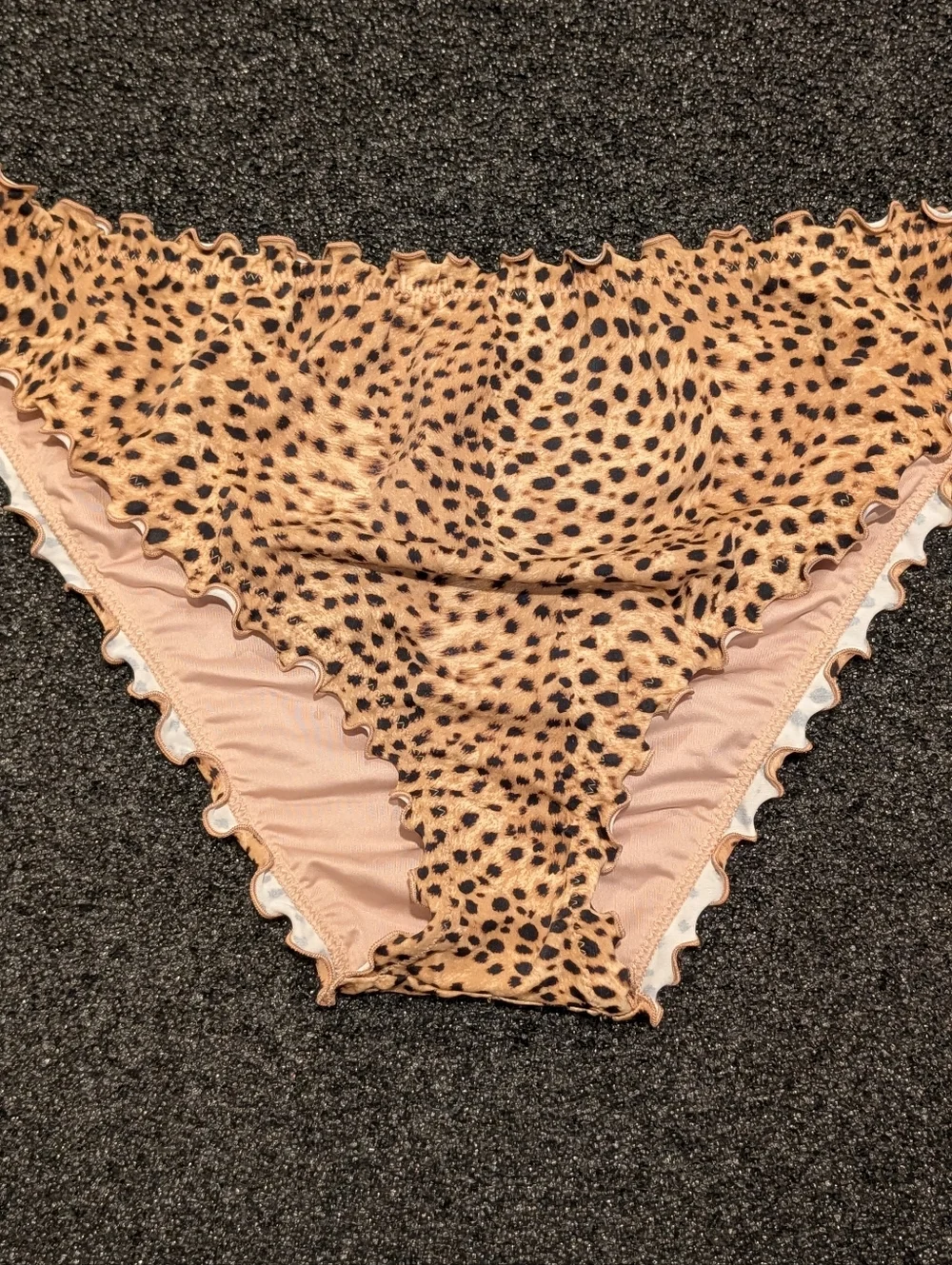 Shade & Shore Girls' Leopard Print Bikini Bottoms - Tan and Black